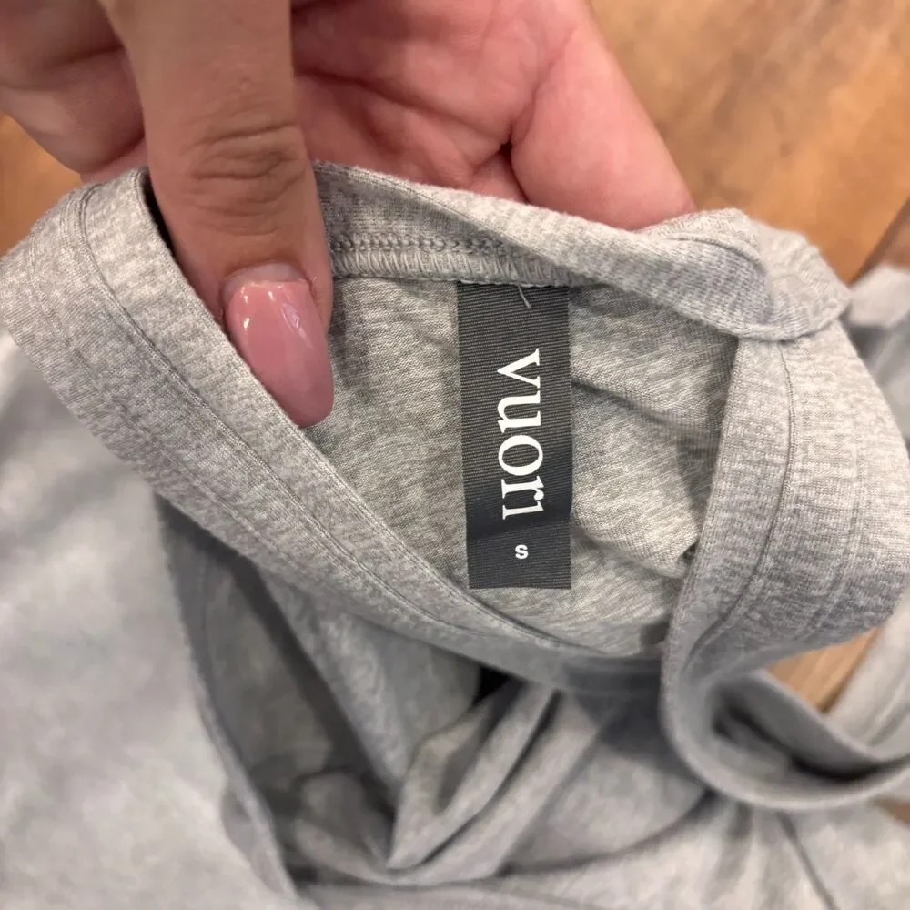 Vuori Halo Retro Romper Pale Heather Grey Soft Stretch Dreamknit Crossback Sz S